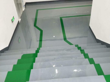環(huán)氧防靜電自流平地坪