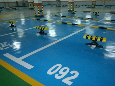 防滑耐磨停車場地坪