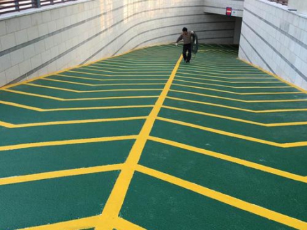 防滑耐磨停車場地坪