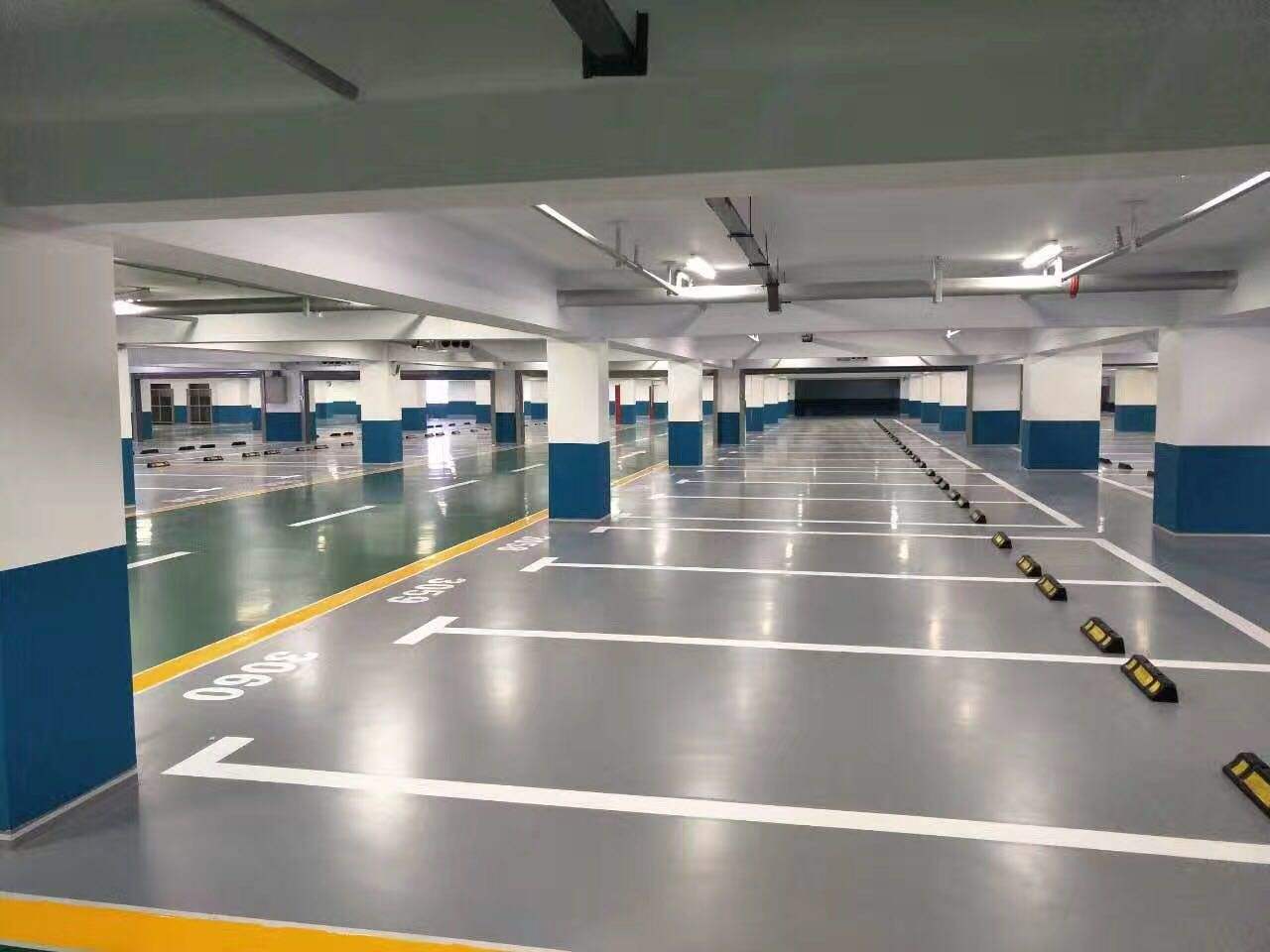 環(huán)氧砂漿自流平地坪